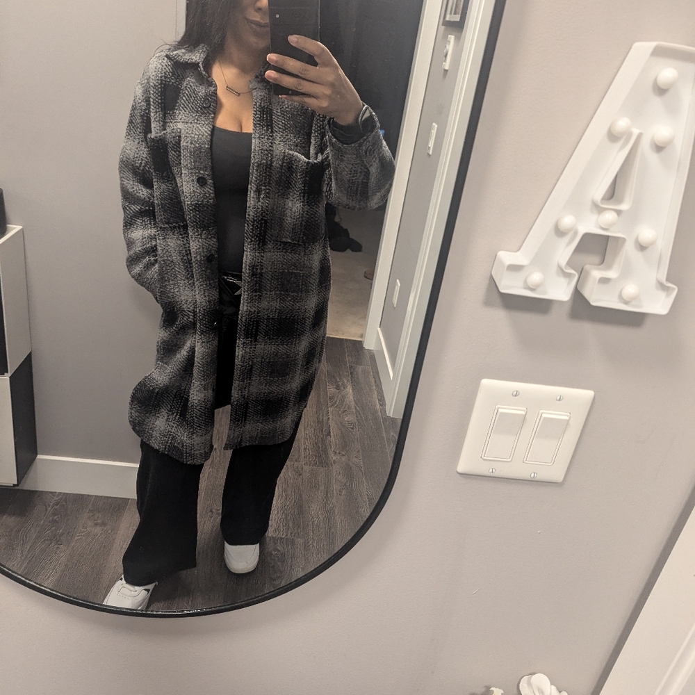 GAP black & grey plaid oversized long shacket